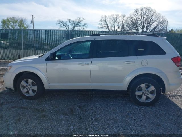 3C4PDCAB9JT444292 Dodge JOURNEY SE