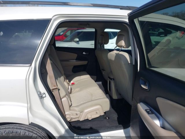 3C4PDCAB9JT444292 Dodge JOURNEY SE