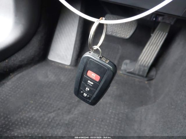 JTDAAAAA0NA004985 Toyota Mirai Xle