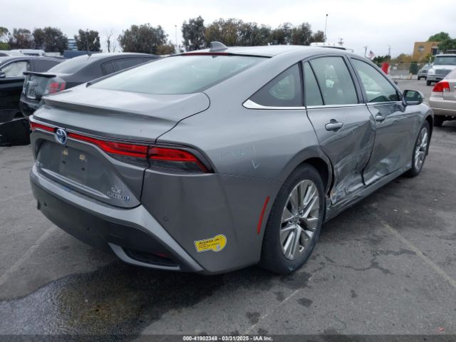 JTDAAAAA0NA004985 Toyota Mirai Xle
