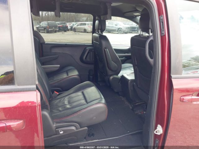 2C4RDGEG8JR196108 Dodge Grand Caravan Gt