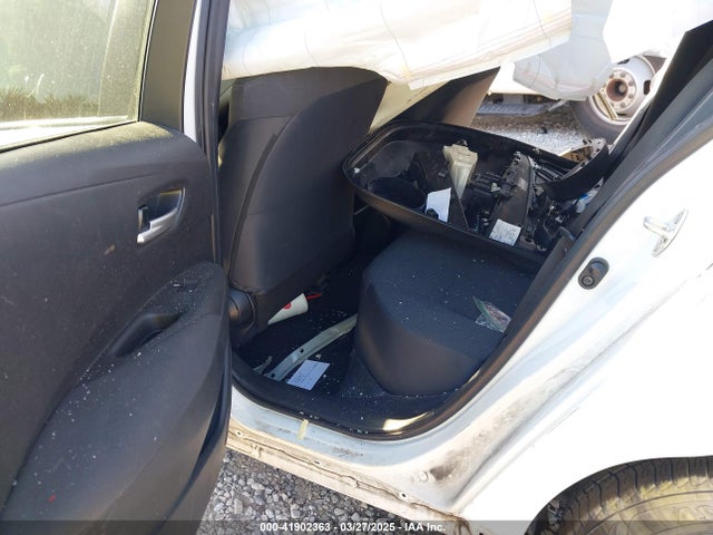 5YFEPRAEXLP092941 Toyota COROLLA LE