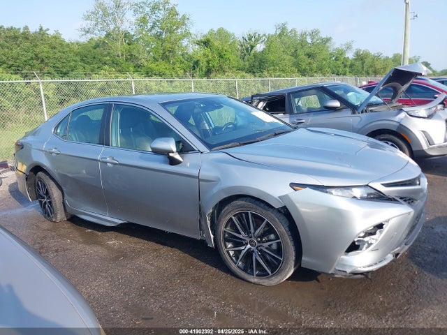 4T1G11AKXMU599663 Toyota CAMRY SE