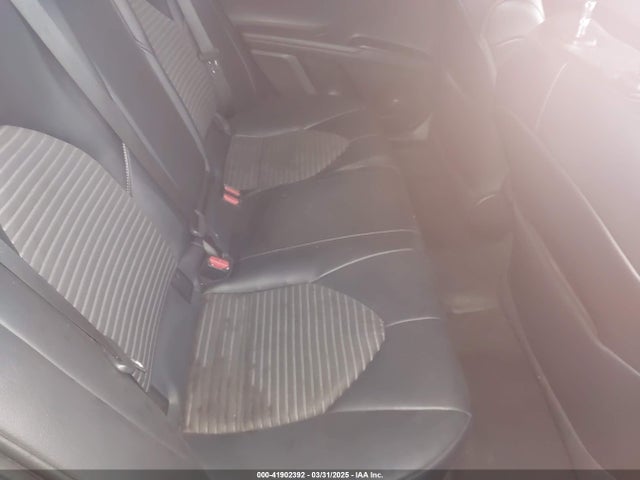 4T1G11AKXMU599663 Toyota CAMRY SE
