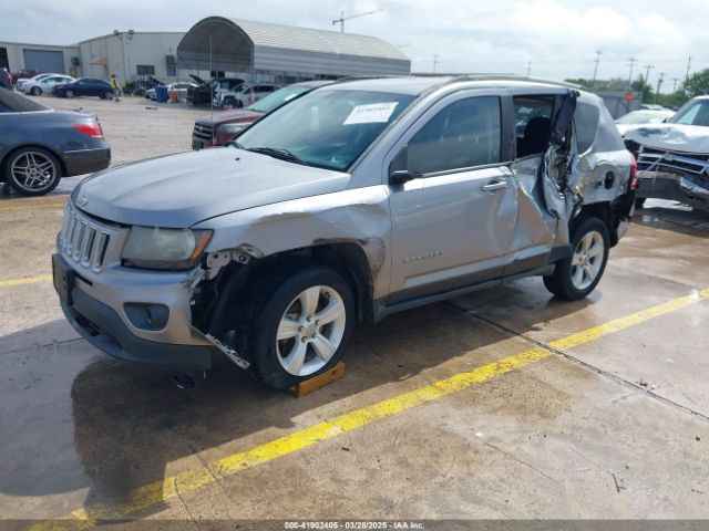 1C4NJCBA2GD600516 Jeep Compass Sport