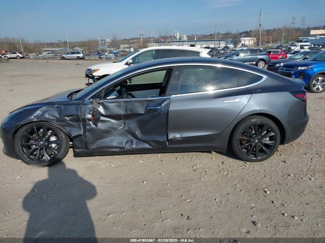 5YJ3E1EB4KF195538 Tesla Model 3 Long Range/performance