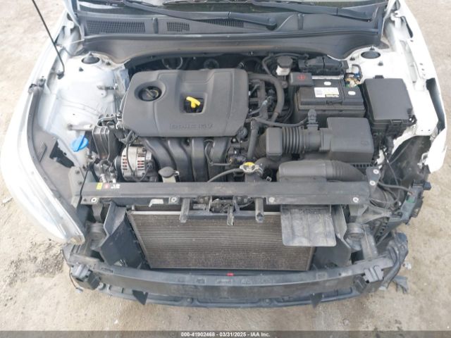 3KPF24AD2KE042693 KIA Forte Lxs