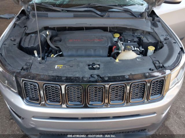 3C4NJCBB0JT300192 Jeep Compass Altitude Fwd