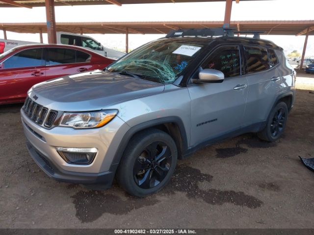 3C4NJCBB0JT300192 Jeep Compass Altitude Fwd