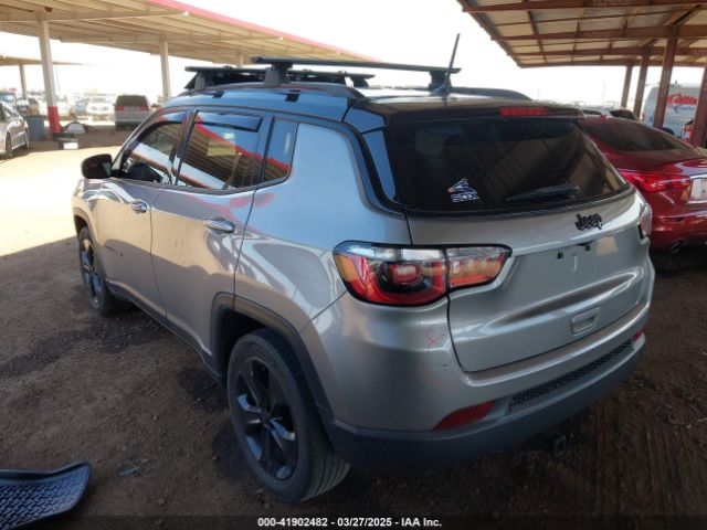 3C4NJCBB0JT300192 Jeep Compass Altitude Fwd