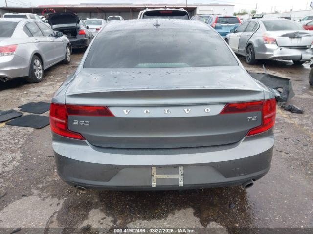 LVY982AK2JP030453 Volvo S90 T5 Momentum