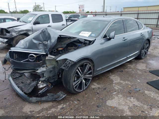 LVY982AK2JP030453 Volvo S90 T5 Momentum