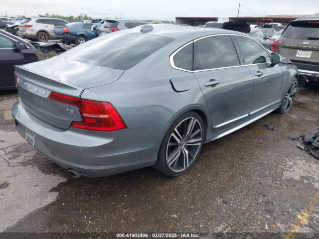 LVY982AK2JP030453 Volvo S90 T5 Momentum