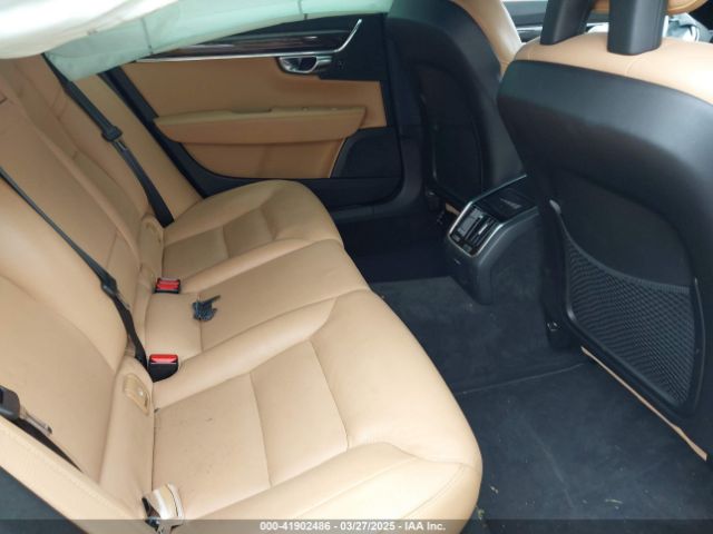 LVY982AK2JP030453 Volvo S90 T5 Momentum