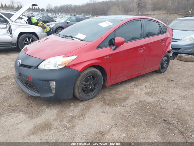 JTDKN3DU4F1895858 Toyota Prius Three