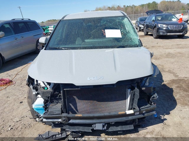KNDNC5H30N6147030 KIA Carnival Mpv Ex