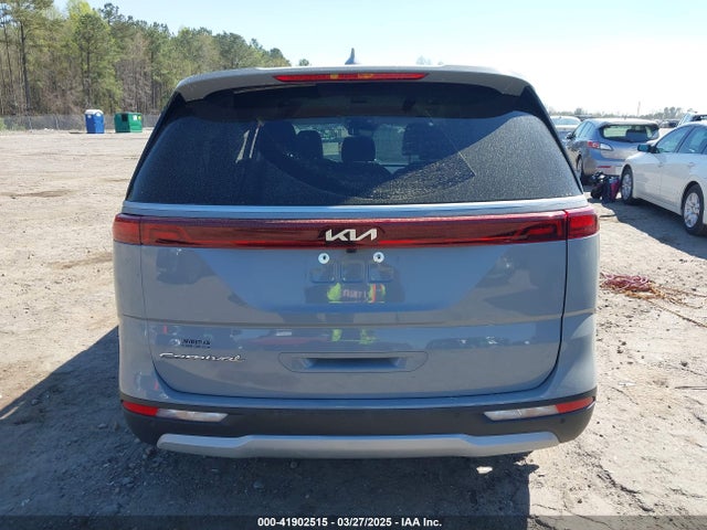 KNDNC5H30N6147030 KIA Carnival Mpv Ex