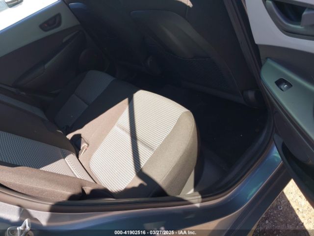 KM8K12AA7JU125933 Hyundai Kona Se