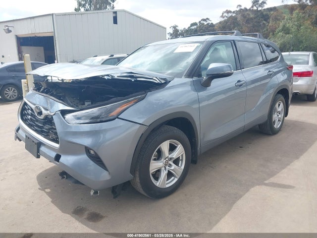 5TDZZRAH7NS101157 Toyota Highlander Le