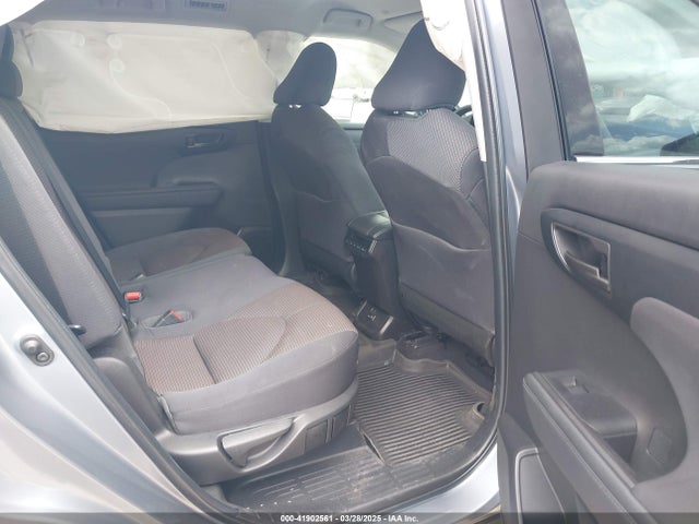 5TDZZRAH7NS101157 Toyota Highlander Le