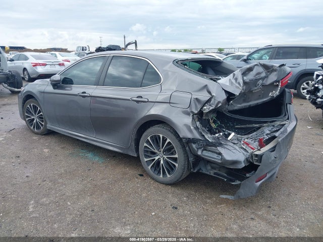 4T1B11HK1JU129954 Toyota CAMRY SE