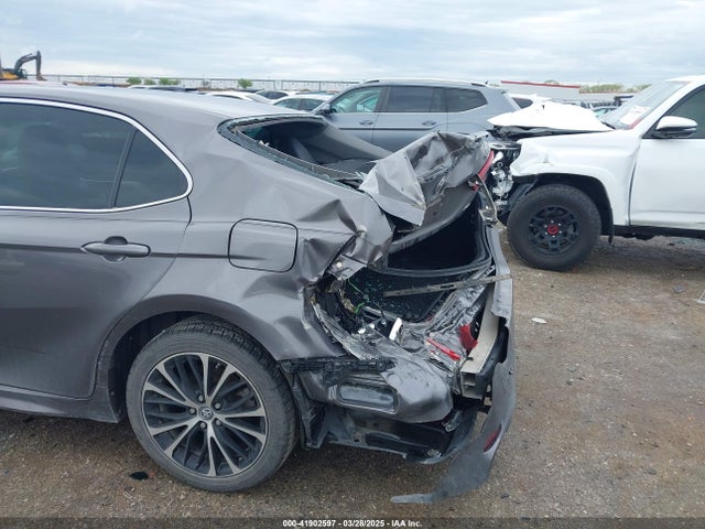 4T1B11HK1JU129954 Toyota CAMRY SE