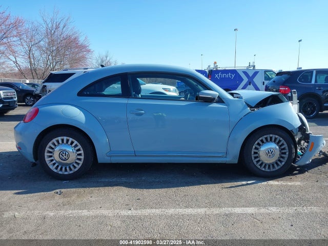 3VWJP7AT6EM601318 Volkswagen Beetle 2.5l