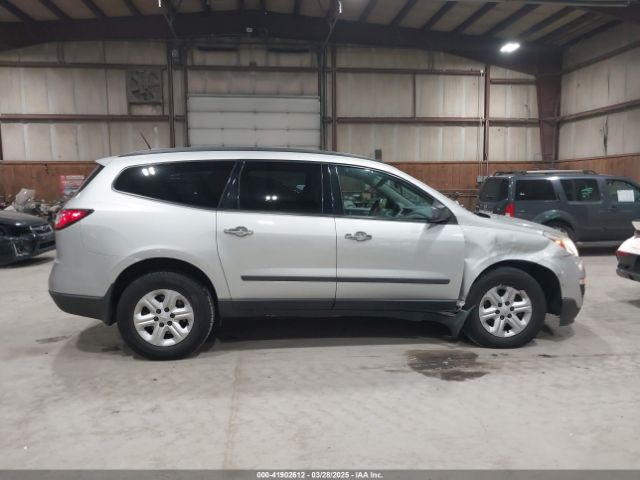 1GNKRFKD5GJ136850 Chevrolet Traverse Ls