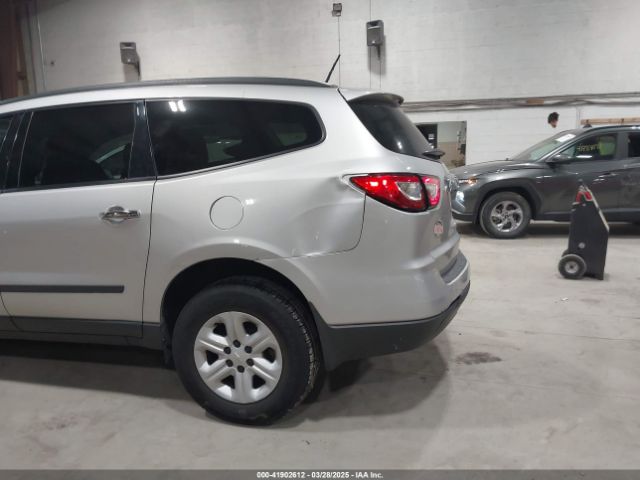 1GNKRFKD5GJ136850 Chevrolet Traverse Ls
