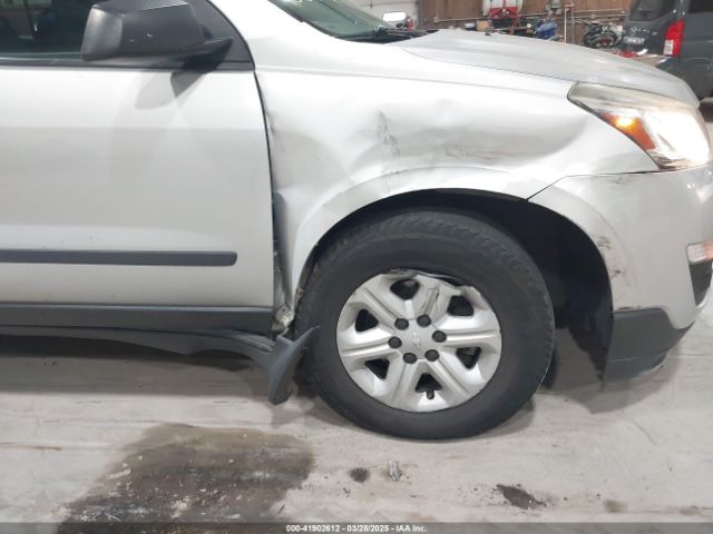 1GNKRFKD5GJ136850 Chevrolet Traverse Ls