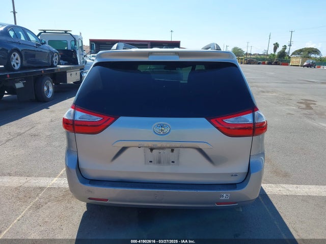 Toyota SIENNA LE 2016 5TDKK3DC6GS693284 Image 16