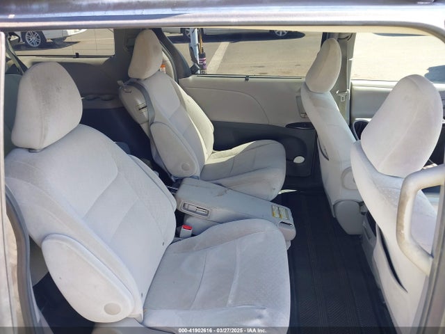 Toyota SIENNA LE 2016 5TDKK3DC6GS693284 Image 8