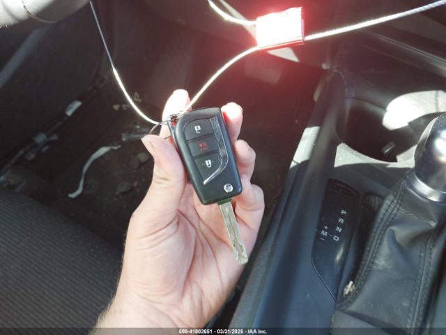 JTNKHMBX3J1011066 Toyota C-HR XLE