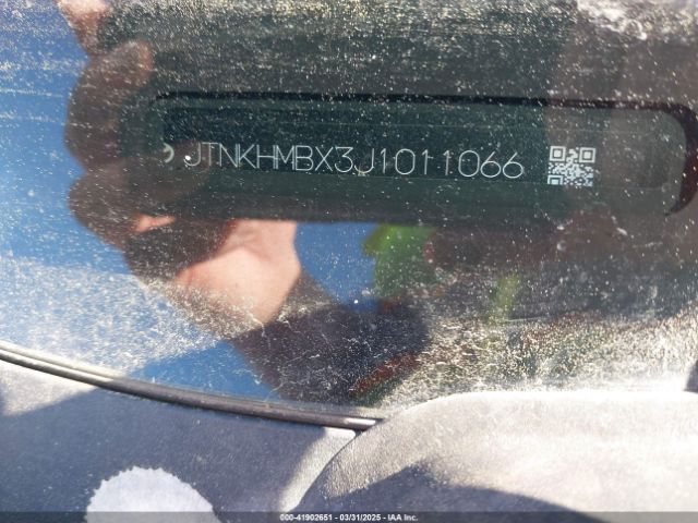 JTNKHMBX3J1011066 Toyota C-HR XLE