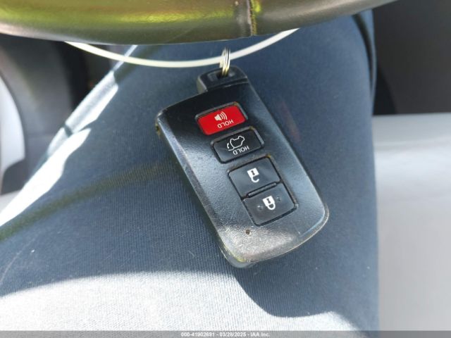 5TDKKRFH2GS149800 Toyota Highlander Xle V6