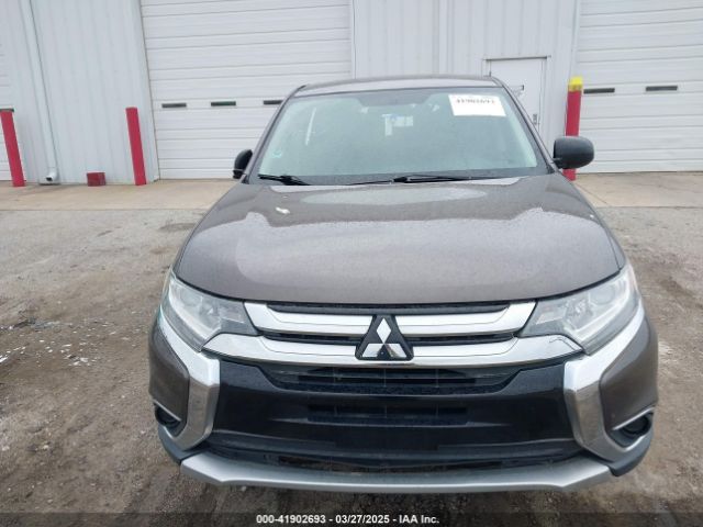 JA4AD2A32GZ048077 Mitsubishi Outlander Es