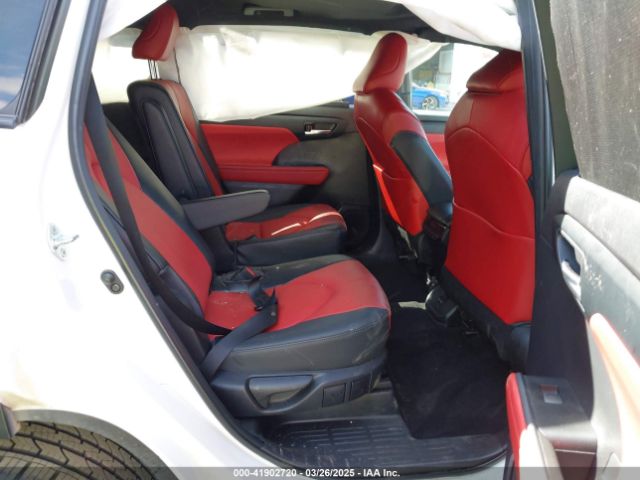 5TDKDRBH0PS004206 Toyota Highlander Xse