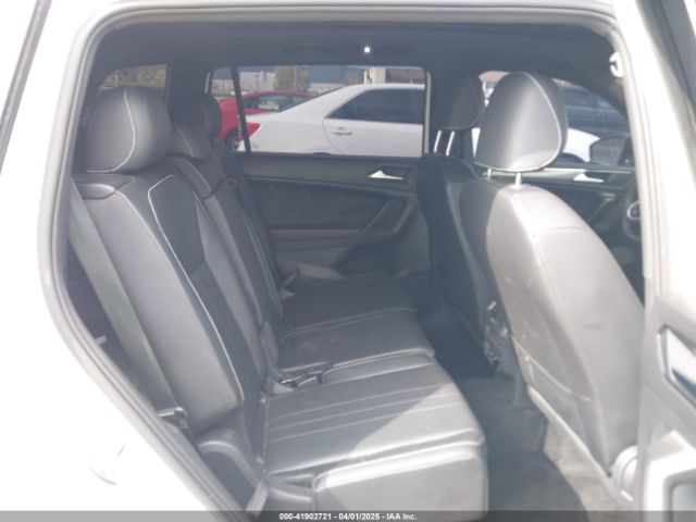 3VVCB7AX3PM133002 Volkswagen Tiguan 2.0t Se R-line Black