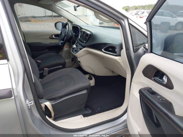 2C4RC1AG6KR644708 Chrysler PACIFICA L