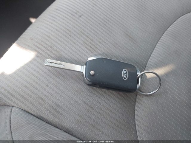 3KPF24AD3LE142254 KIA Forte Lxs