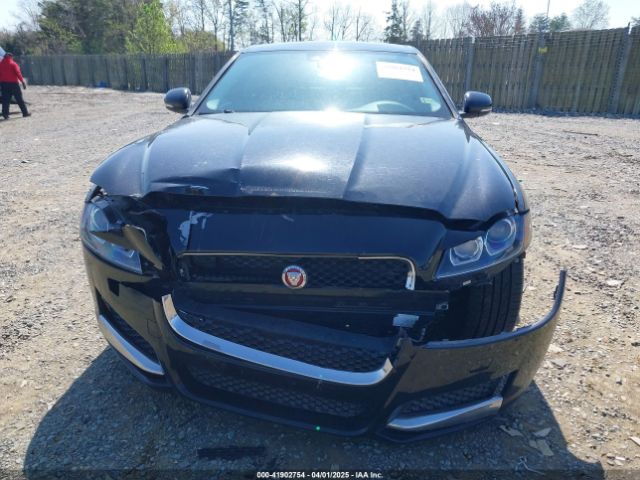 SAJBJ4BV2HCY37415 Jaguar Xf 35t Premium