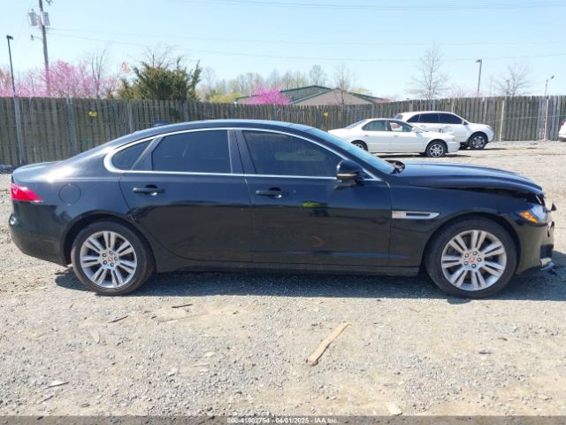 SAJBJ4BV2HCY37415 Jaguar Xf 35t Premium