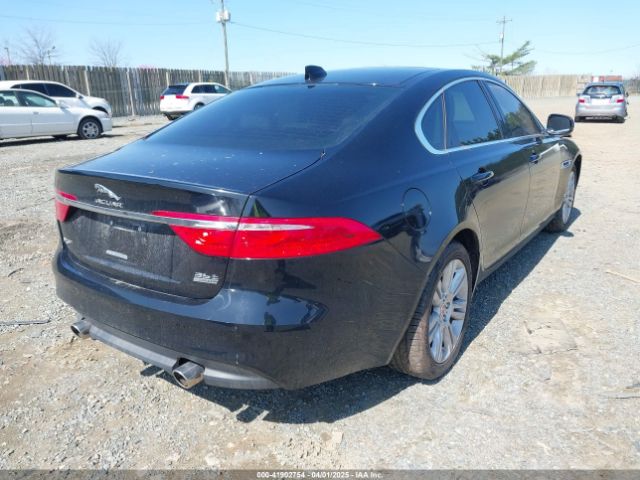 2017 JAGUAR XF SAJBJ4BV2HCY37415 Photo 3