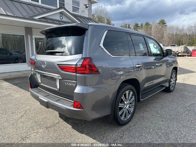 JTJHY7AX2H4239132 Lexus LX 570