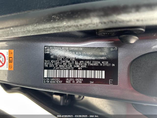 JTJHY7AX2H4239132 Lexus LX 570