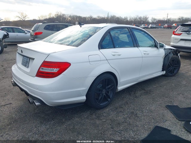 Продаж на аукціоні авто 2014 Mercedes-benz C 300 C 300 Luxury/sport 4matic, vin: WDDGF8AB0ER315661, номер лоту: 41902836