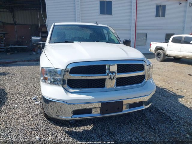 3C6RR7KT3NG180680 RAM 1500 Classic Tradesman  4x4 5'7 Box