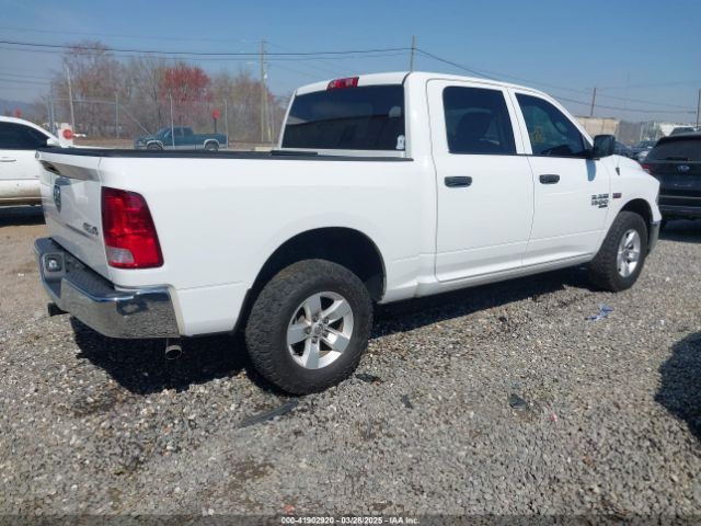 3C6RR7KT3NG180680 RAM 1500 Classic Tradesman  4x4 5'7 Box