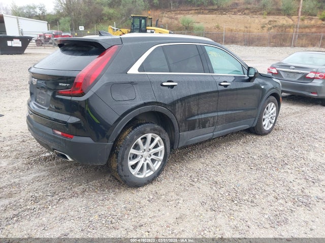 2023 CADILLAC XT4 1GYFZBR42PF103973 Photo 3