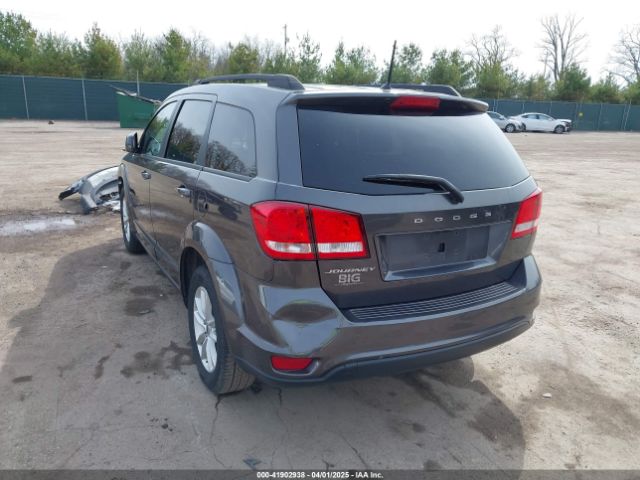3C4PDCBB8KT732028 Dodge JOURNEY SE